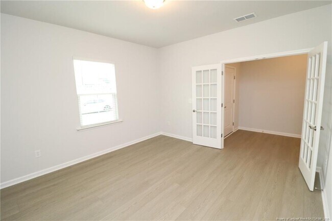 Building Photo - 756 Ben Ledi Ct
