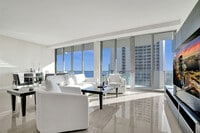Building Photo - 3100 N Ocean Dr