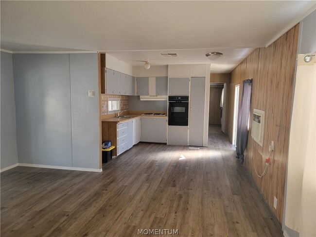 Building Photo - 1863 Surf and Sand Dr