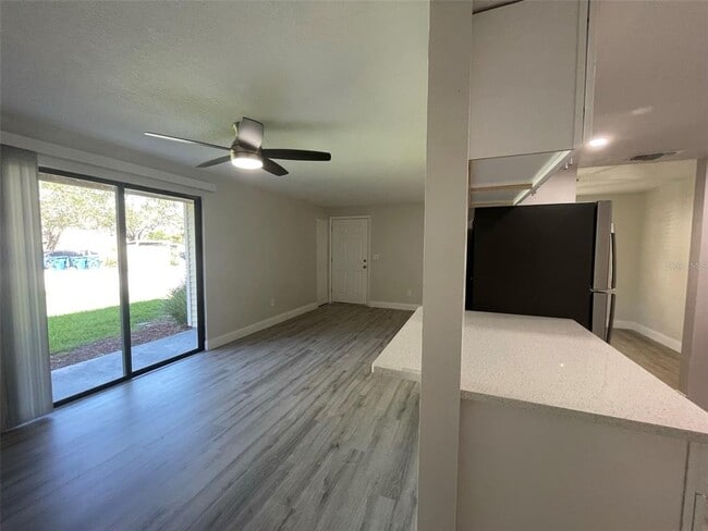 Building Photo - 139 Hunter Lake Dr