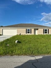 Building Photo - 4381 SW Paley Rd