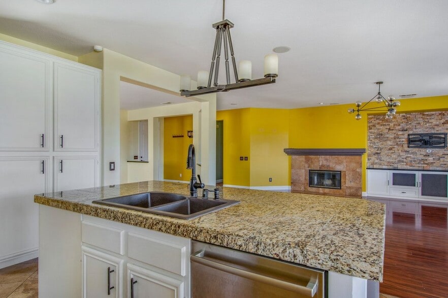 Building Photo - 4293 Sotogrande Cir