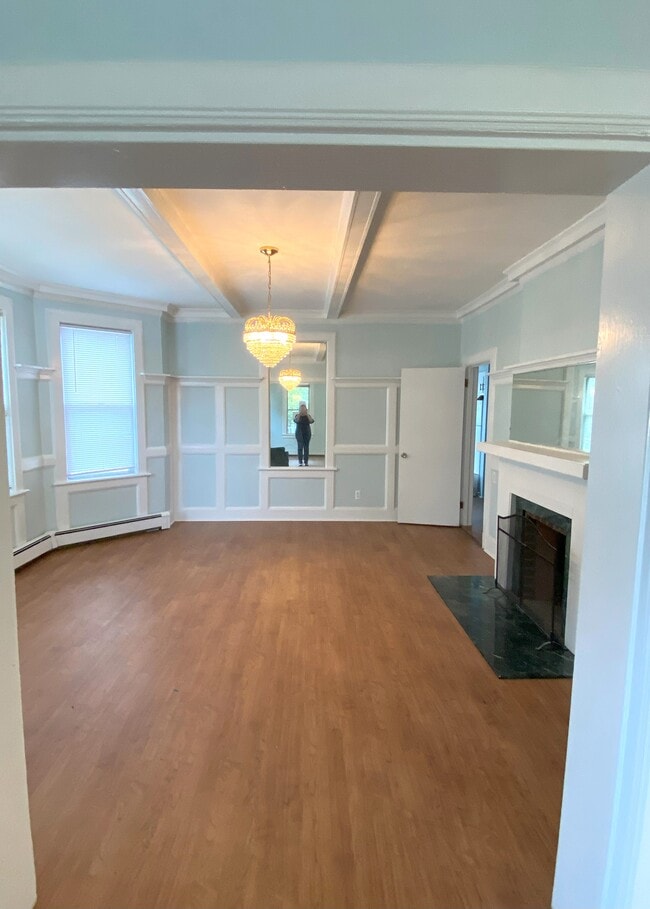 Building Photo - 82 Bergen Ave