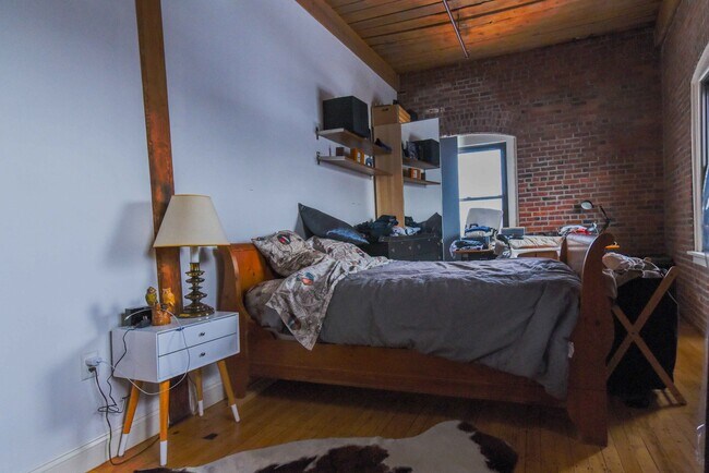 Building Photo - 248 Brighton Ave