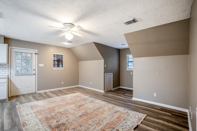 Building Photo - 11662 Tamina Trail