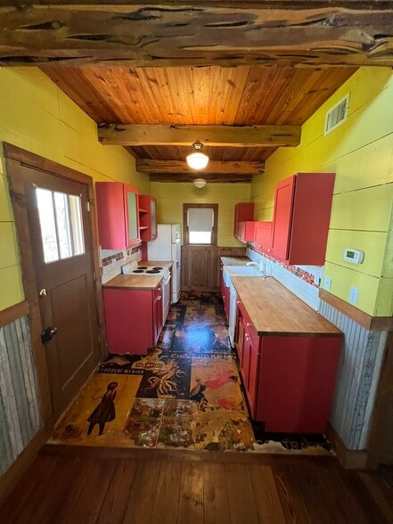 Building Photo - 813 W Bluebonnet Dr