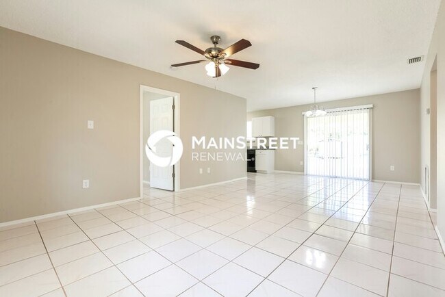 Building Photo - 3 Bedroom Pet-Friendly Home in PORT CHARLOTTE, FL with Main Street Renewal