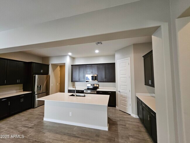 Building Photo - 3852 E Bartlett Way