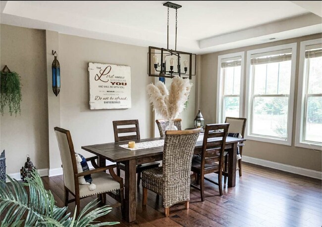 Building Photo - Luxurious 4-Bed, 4-Bath Wake Forest Retrea...