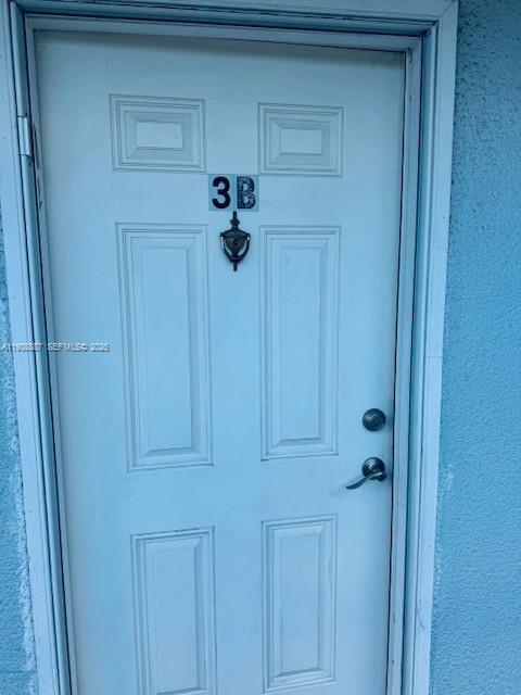 Building Photo - 105 Royal Pk Dr