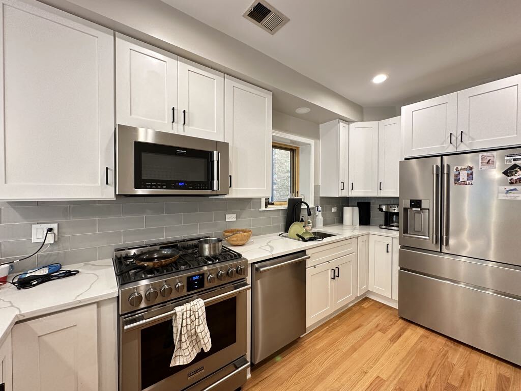 Building Photo - 1424 N Bosworth Ave