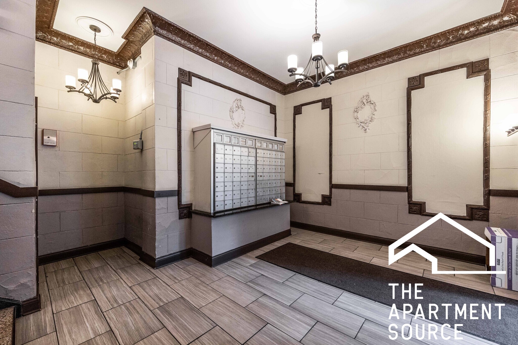 Building Photo - 1154 N Dearborn St