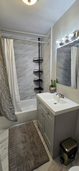 Building Photo - 1824 Tiger Flowers Dr NW
