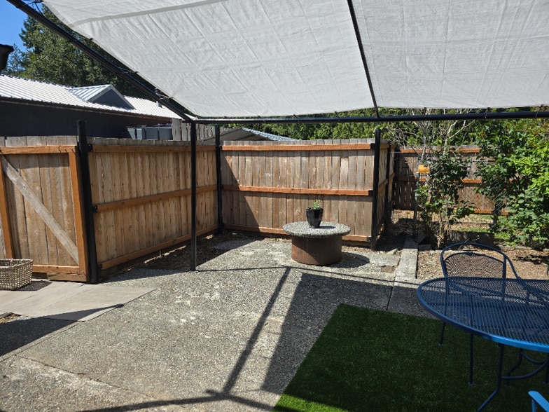 Building Photo - 5219 Noon Rd