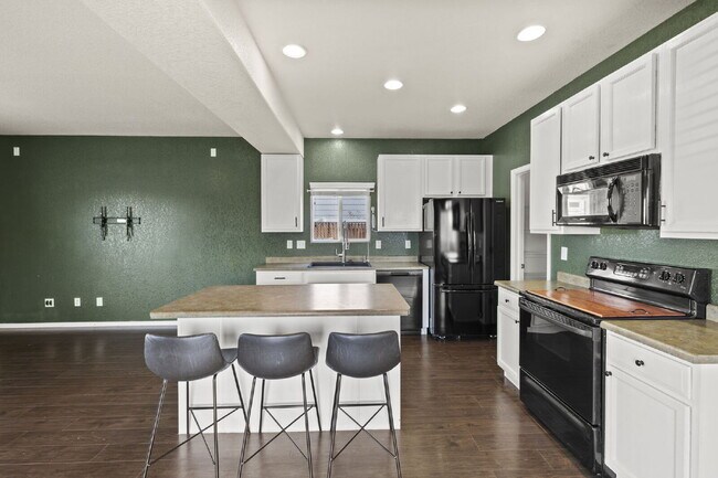 Building Photo - 2217 Inspiration Ln