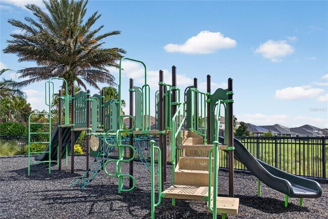 Building Photo - 15382 Arcadia Blf Lp