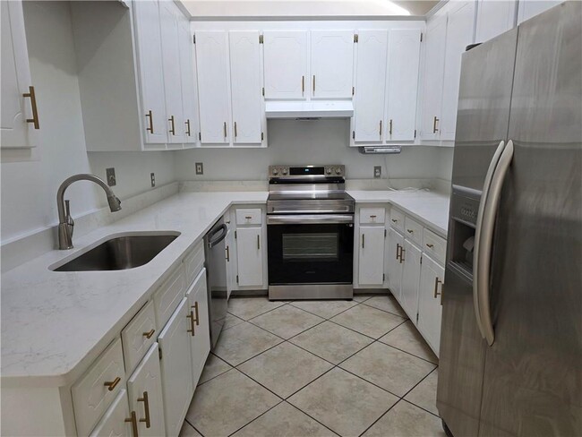 Building Photo - 5632 Bentley Ct