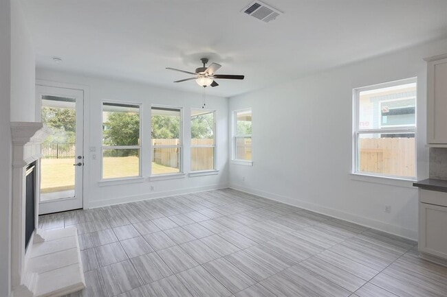 Building Photo - 182 Yarbrough Dr