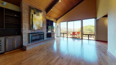 Building Photo - 15460 Weather Rock Way