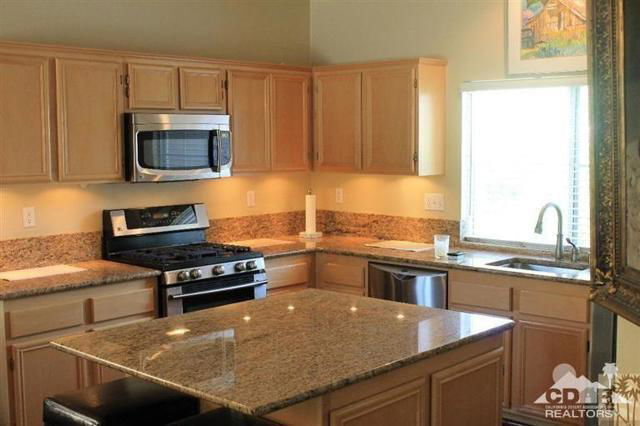 Building Photo - 749 Alta Ridge