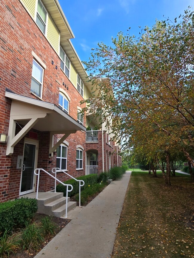Building Photo - 1479 McCleary Ln