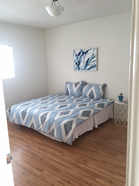 Master Bedroom 14X12 - 3430 S Centinela Ave