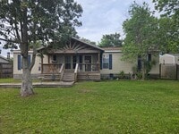 Building Photo - 2115 Bent Oak Ct