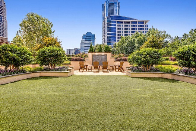 Building Photo - 3334 Peachtree Rd
