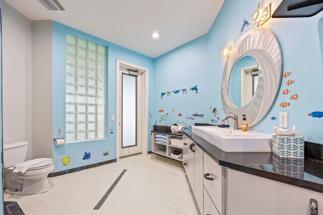 Building Photo - 873 S Atlantic Ave