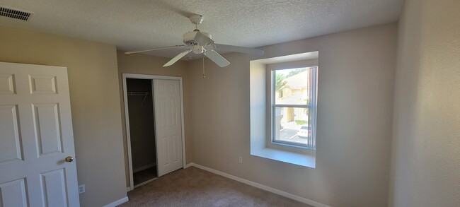 Building Photo - 5308 Paradise Cay Cir