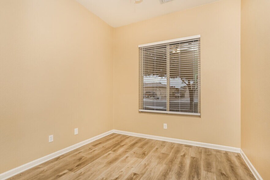 Building Photo - 7552 W Cosmic Sky Dr