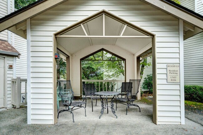 Building Photo - 2Bd/2Ba Redmond Condo