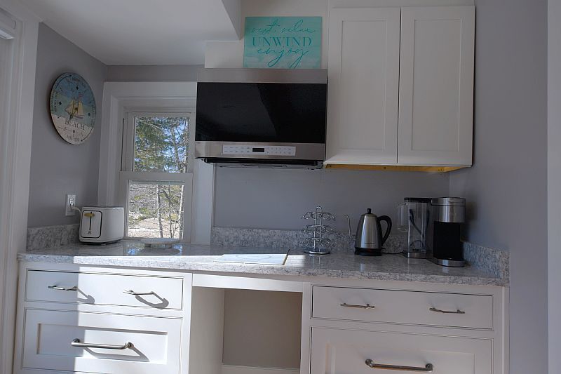 Building Photo - 10 Windward Ln