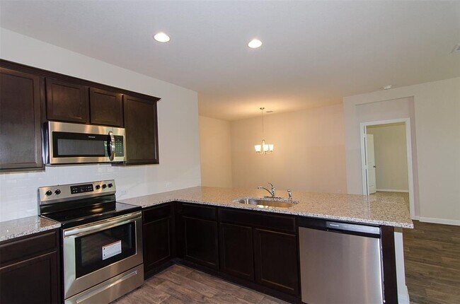 Building Photo - 117 Naset Dr