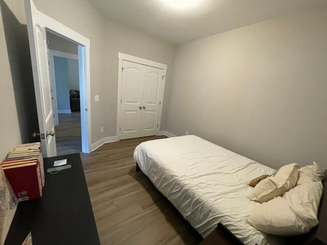 Building Photo - 227 Clay Hill Rd