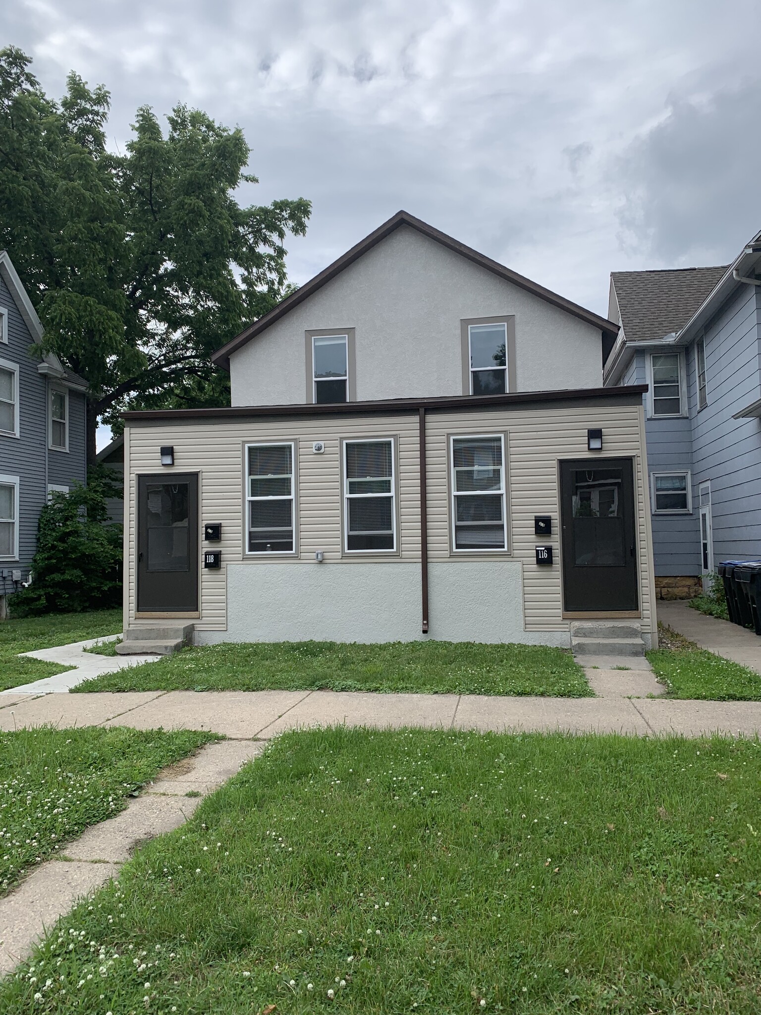 Building Photo - 116 Van Brunt St
