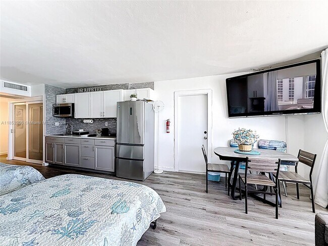 Building Photo - 19201 Collins Ave