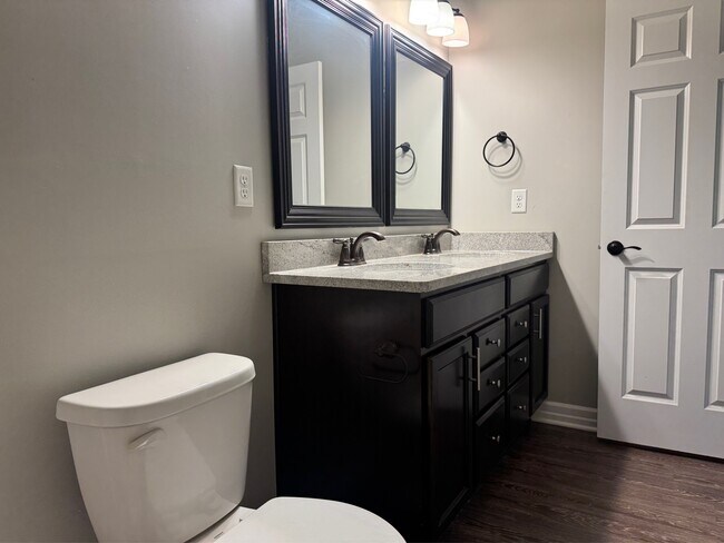 Building Photo - 5785 Crocker Ct