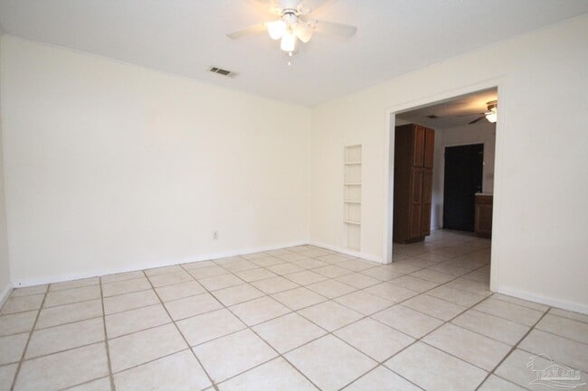 Building Photo - 703 N 72nd Ave