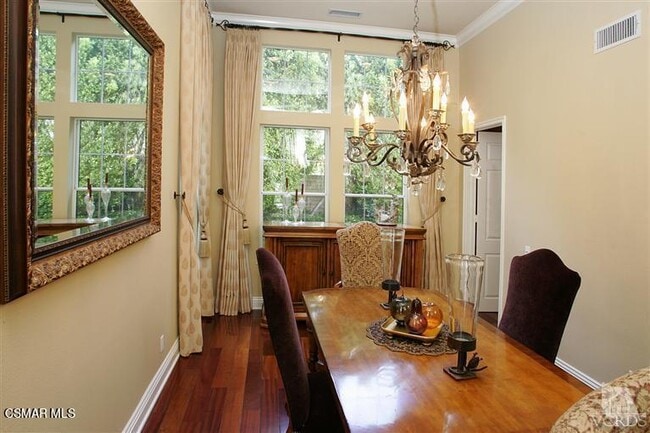 Building Photo - 2563 Littlefield Ct