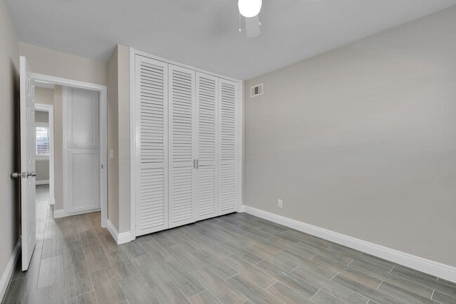 Building Photo - Fully Remodeled 4-Bedroom Single-Story ADU...