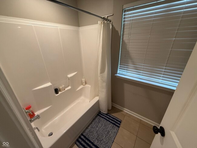 Building Photo - 5193 Rangewood Dr