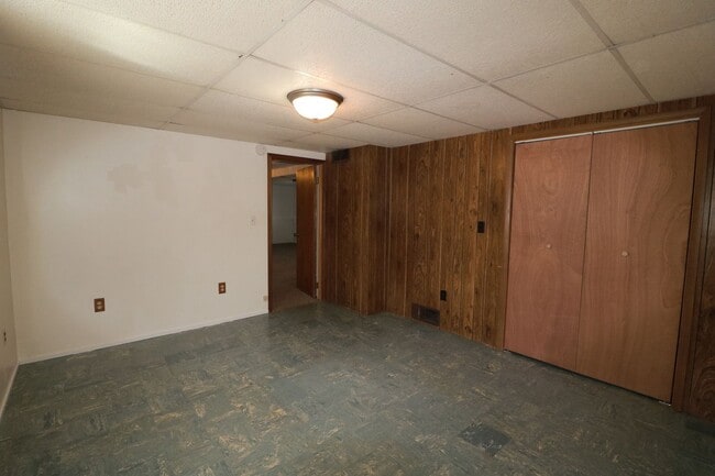 Building Photo - 848 Church Ave