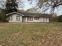 Building Photo - 1019 Peyton Ave