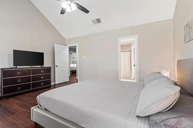 Building Photo - 707 Creekside Dr