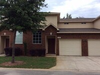 Building Photo - 2200 Hadleigh Hills Ct