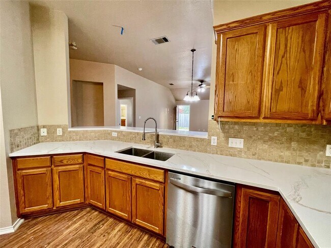 Building Photo - 1206 Brighton Bend Ln