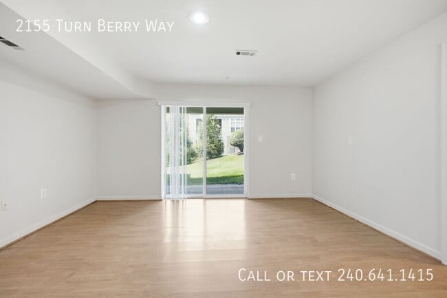 Building Photo - 2155 Turn Berry Way