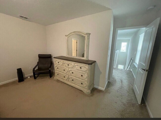 Building Photo - 75867 Saffron Ln