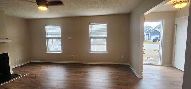 Building Photo - Fantastic 3 Bedrooms & 1.5 Bathroom, Two Story with a Garage!  Freshened Paint throughout!  Newer...